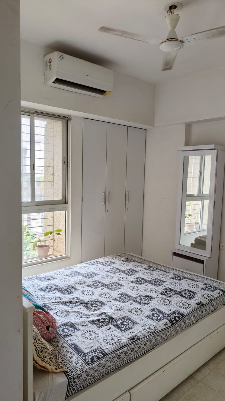 Master Bedroom, lodha-amara 3 Bedroom 955 Sq.Ft. Apartment In Kolshet Road Thane 8152175