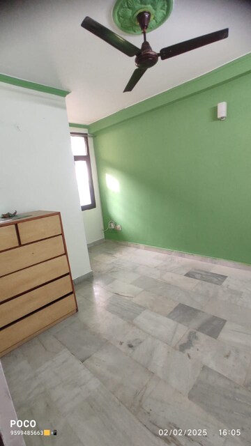 Room in 2 BHK Builder Floor at Mehrauli – for Rent