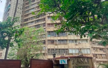 1 BHK Apartment For Sale in Kanti Apartments, Bandra West