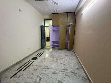 Room in 3 BHK Builder Floor at MKS La Royale, Indrapuram – for Rent
