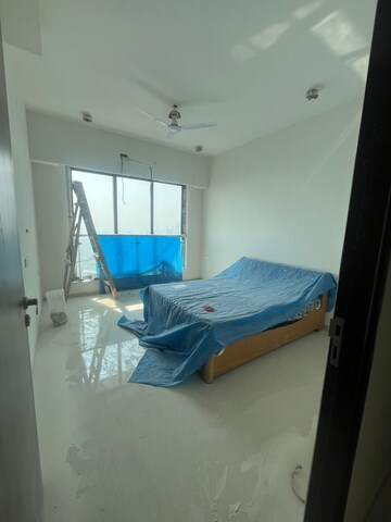 Team Area in 3 BHK Apartment at Celestia Spaces, Sewri – for Rent