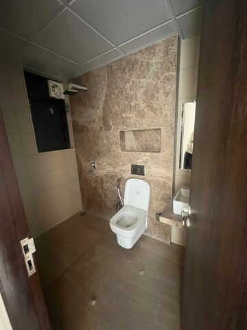 Bathroom in 3 BHK Apartment at Celestia Spaces, Sewri – for Rent