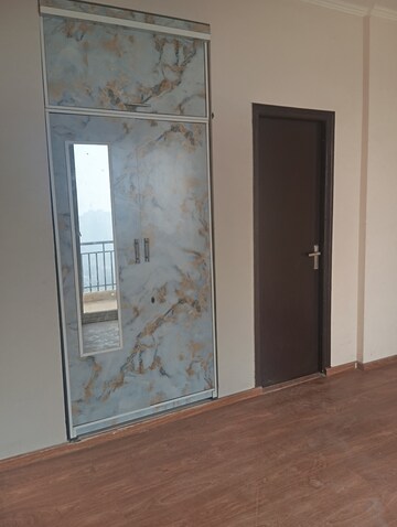 2.5 BHK Apartment For Rent in Amrapali Golf Homes, Sector 4 Greater Noida