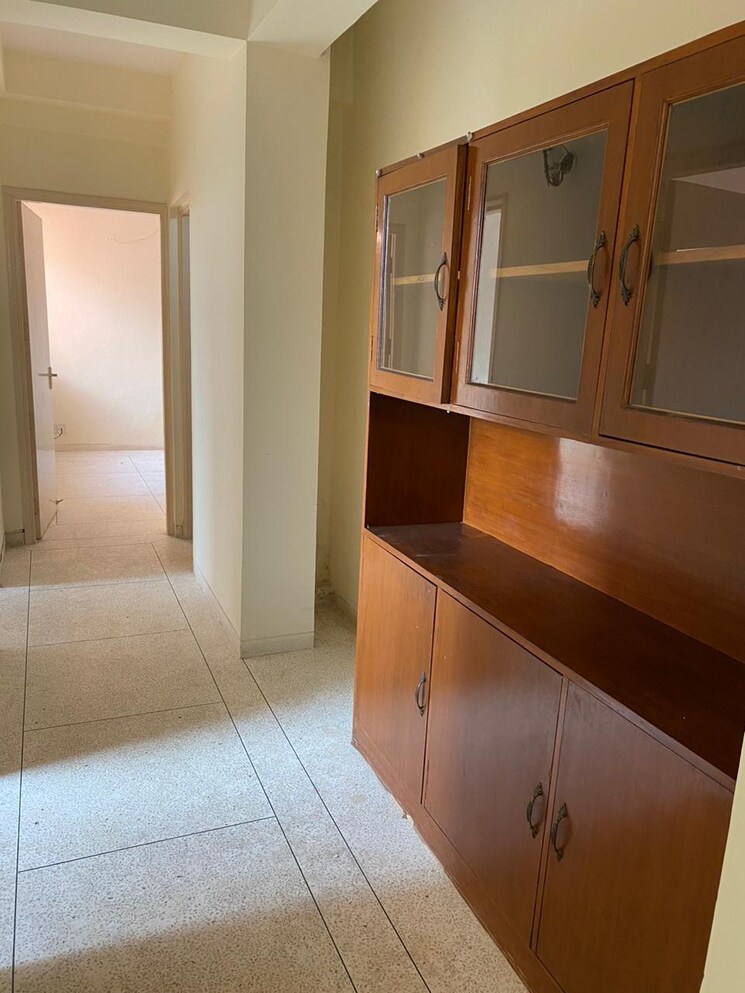 Kitchen, dlf-the-princeton-estate 2 Bedroom 964 Sq.Ft. Apartment In Dlf Phase V Gurgaon 8152261