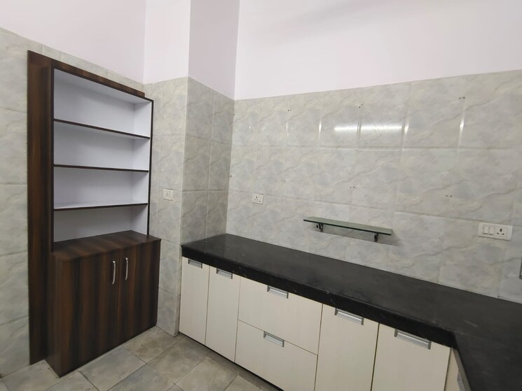Kitchen, gomti nagar 2 Bedroom 1650 Sq.Ft. Apartment In Gomti Nagar Lucknow 8152262