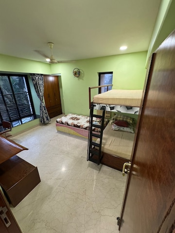 Living Room in 3 BHK Apartment at Kalpataru Radiance, Goregaon West – for Rent