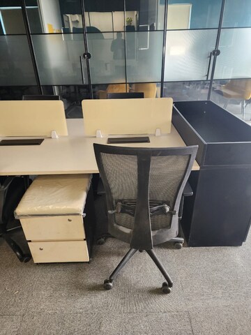 Team Area in  Co-working Space at Sector 63 – for Rent