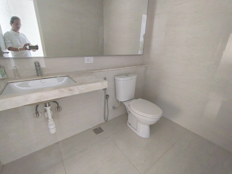 Bathroom, hiranandani-fortune-city 2 Bedroom 781 Sq.Ft. Apartment In New Panvel Navi Mumbai 8152281