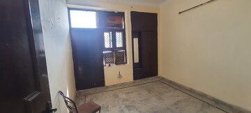 Room in 2.5 BHK Independent House at Sector 11 – for Rent