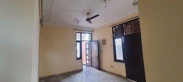 Room in 2.5 BHK Independent House at Sector 11 – for Rent