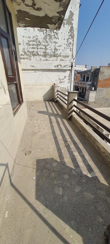 Balcony in 2.5 BHK Independent House at Sector 11 – for Rent