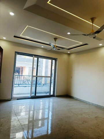 Room in 2 BHK Apartment at Aura Homes, Patiala Road – for Rent