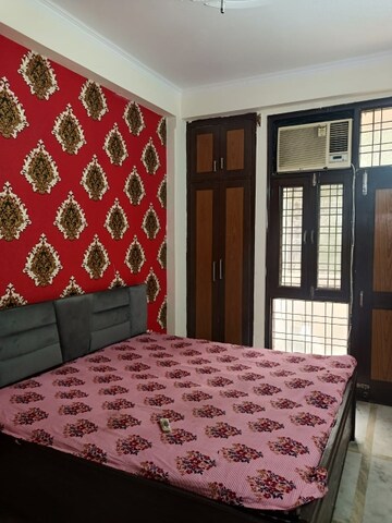 Bedroom in 2 BHK Builder Floor at Kanha Apartments Indirapuram, Shakti Khand 2 – for Rent