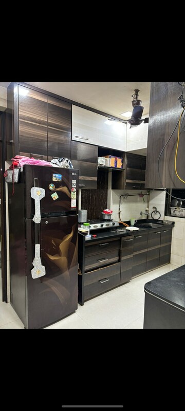 Master Bedroom in 1 BHK Apartment at Laxmi Bhavan Borivalli, Borivali West – for Sale