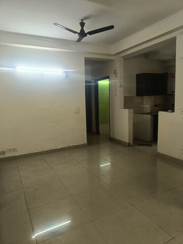 Room in 2 BHK Apartment at Amrapali Silicon City, Sector 76 – for Rent