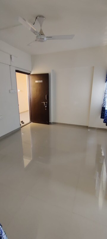 Furnished Amenities in 1 BHK Apartment at Kharadi – for Rent