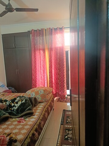 Bedroom in 3 BHK Apartment at Amrapali Silicon City, Sector 76 – for Rent