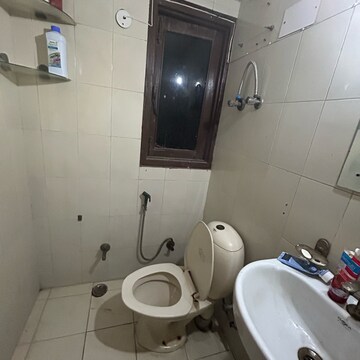 Attached Bathroom in 2 BHK Builder Floor at South Extension I – for Rent
