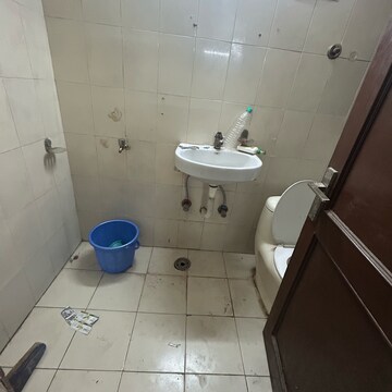 Attached Bathroom in 2 BHK Builder Floor at South Extension I – for Rent