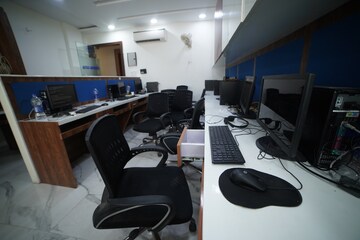 Team Area in  Office Space at Netaji Subhash Place – for Rent