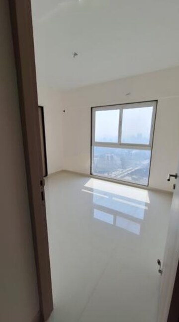2 BHK Apartment For Rent in Ashar Axis, Majiwada