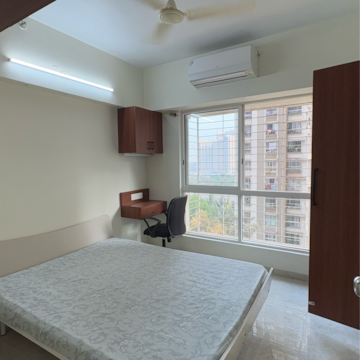 Bedroom in 2 BHK Apartment at Lodha Amara, Sandoz Baug – for Rent