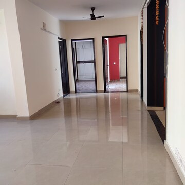 Room in 2 BHK Apartment at Unitech The Residences Gurgaon, Sector 33 – for Rent