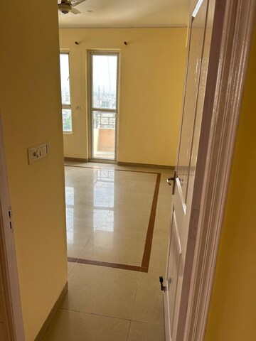 Bathroom in 3 BHK Apartment at Orchid Petals, Sector 49 – for Rent