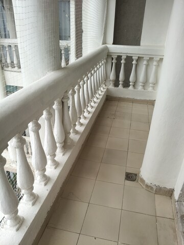 Balcony in 2 BHK Apartment at DLF Regency Park I, Dlf Phase iv – for Rent
