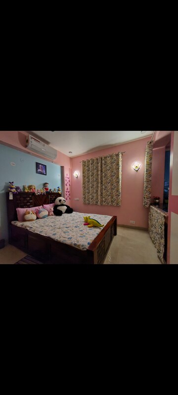 Bedroom in 3 BHK Apartment at Kendriya Vihar, Sector 56 – for Rent