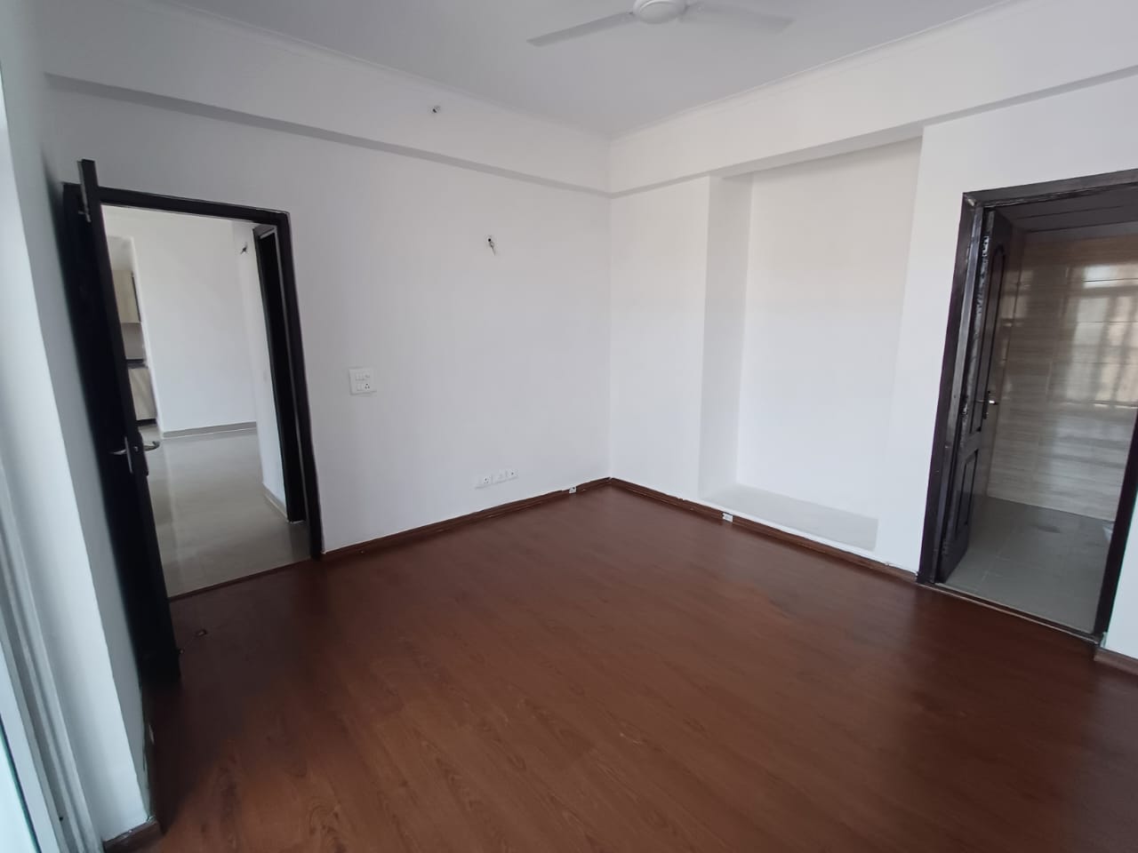 4 BHK + Servant Room 2587 Sq.Ft. Apartment in The 3C Lotus Panache