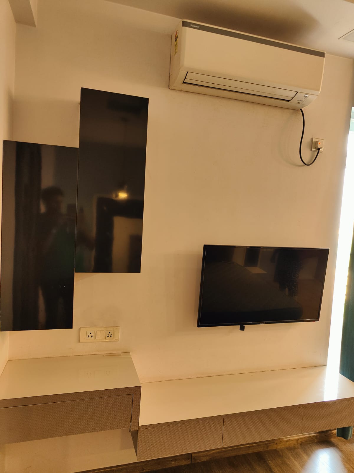 3 BHK + Servant Room Apartment For Sale in Prateek Edifice