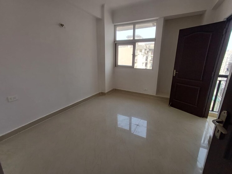 Room, prateek-edifice 3 Bedroom 2070 Sq.Ft. Apartment In Sector 107 Noida 8152590