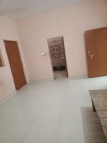 2 BHK Villa For Rent in Aliganj