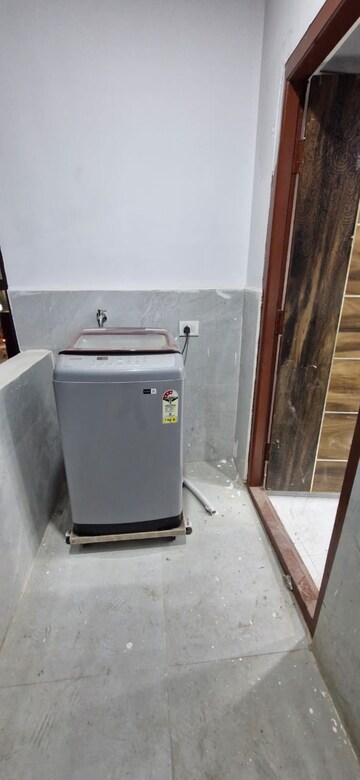 Furnished Amenities in 3 BHK Builder Floor at Kondapur – for Rent