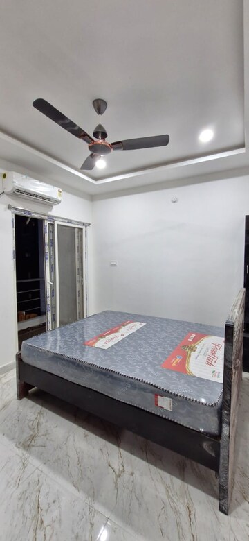 Bedroom in 3 BHK Builder Floor at Kondapur – for Rent
