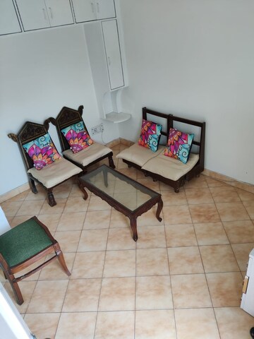 Master Bedroom in 2.5 BHK Independent House at Sector 55 – for Rent
