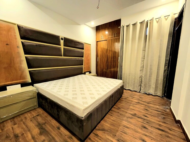 Bedroom, peer mucchalla 3 Bedroom 1215 Sq.Ft. Apartment In Peer Mucchalla Zirakpur 8152701
