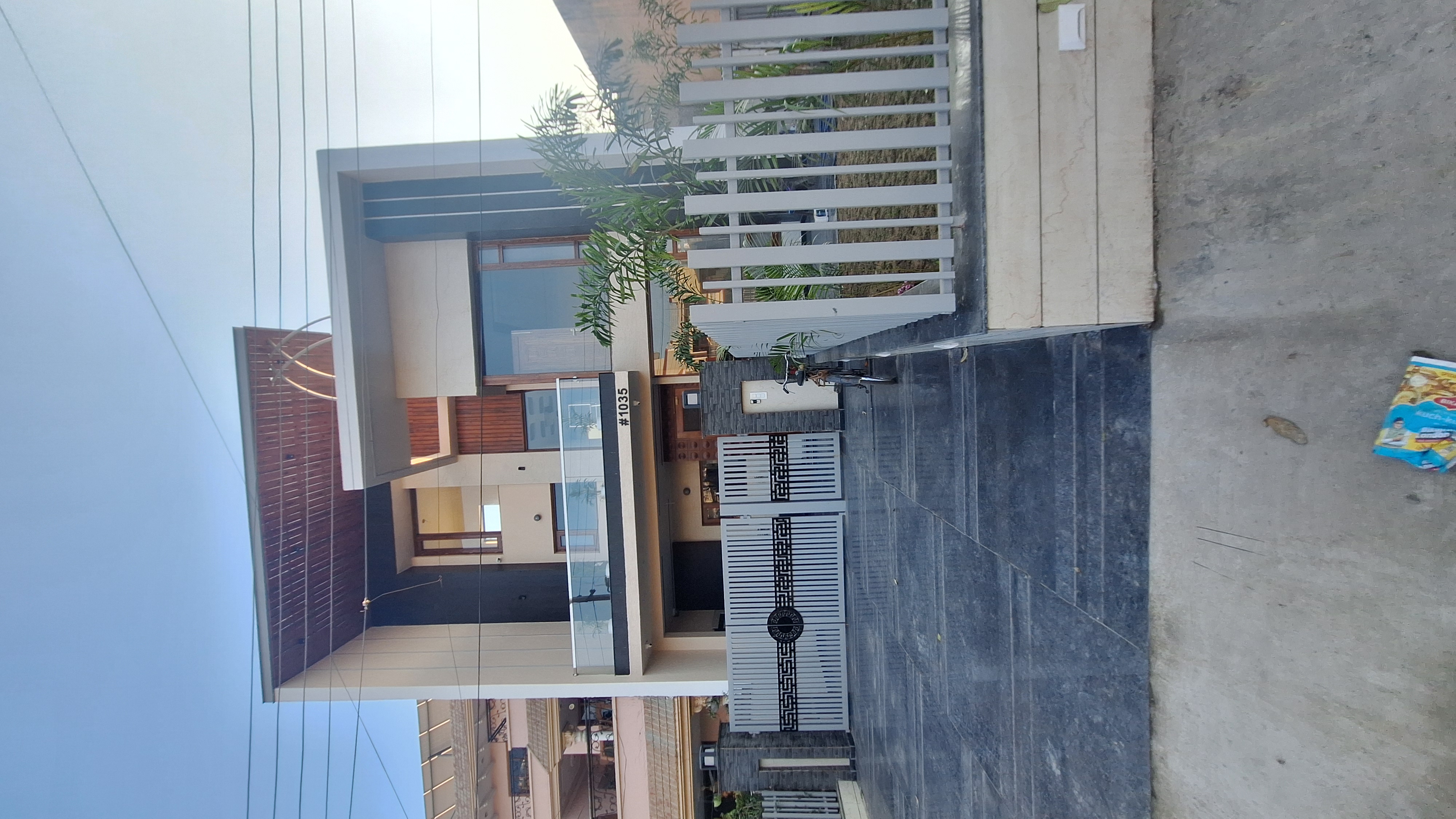 5 BHK + Pooja Room,Servant Room Villa For Sale in Sunny Enclave