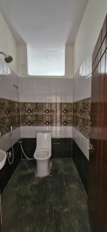 Kitchen in 3 BHK Builder Floor at Kondapur – for Rent