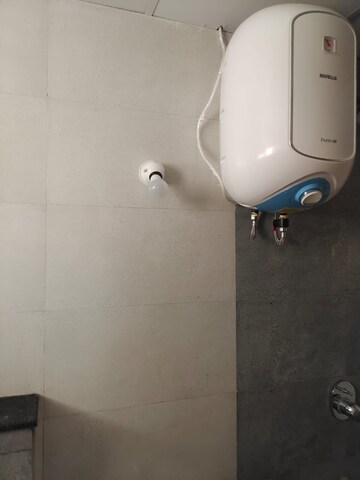 Furnished Amenities in 3 BHK Builder Floor at Kondapur – for Rent