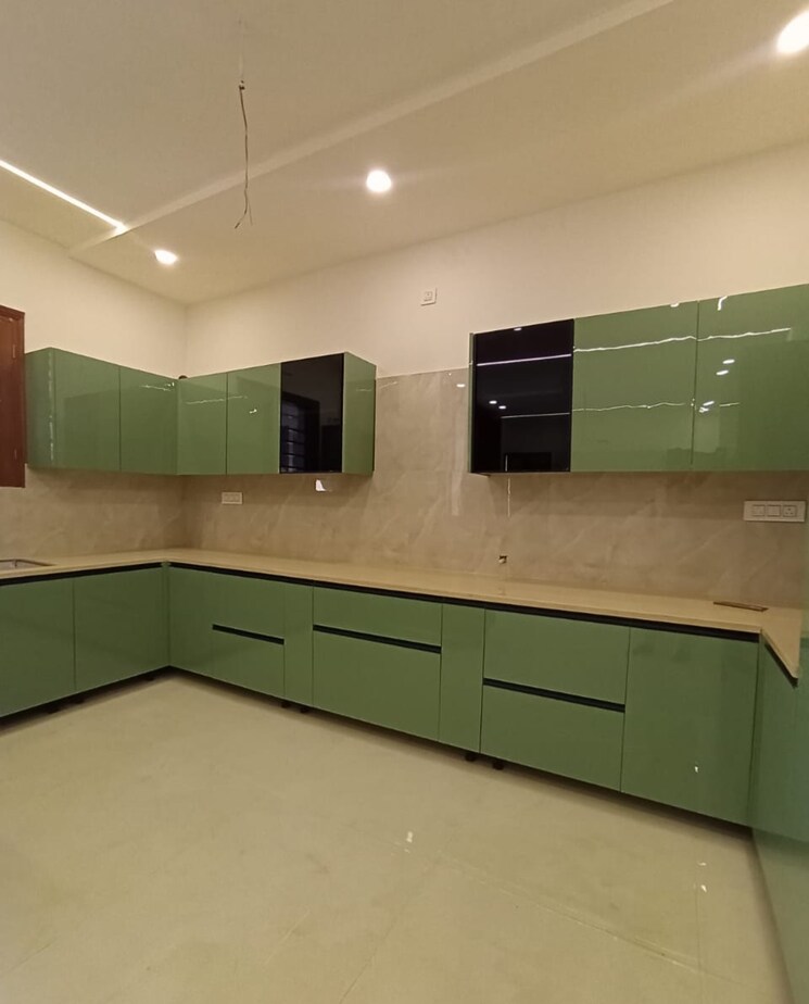 Kitchen, sunny enclave 4 Bedroom 200 Sq.Yd. Independent House In Sunny Enclave Mohali 8152732