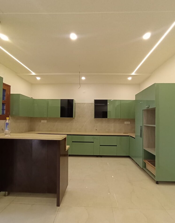 Kitchen, sunny enclave 4 Bedroom 200 Sq.Yd. Independent House In Sunny Enclave Mohali 8152732