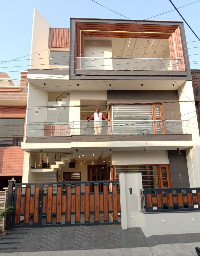 4 BHK Independent House For Sale in Sunny Enclave