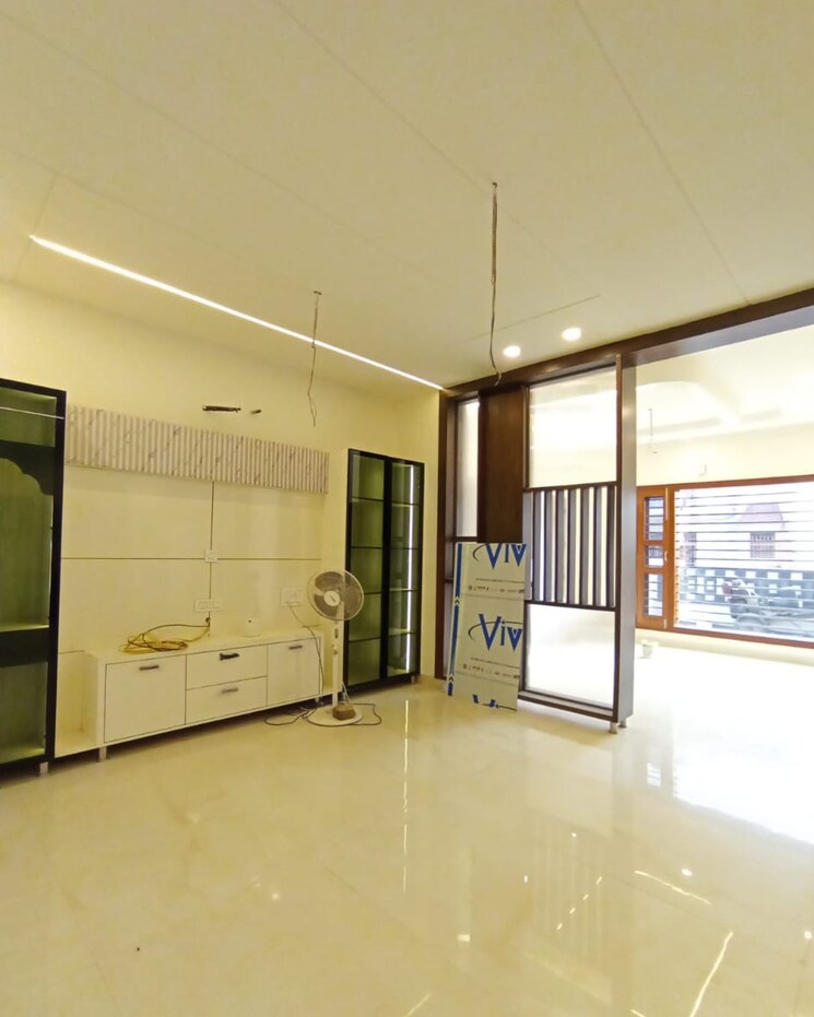 Room, sunny enclave 4 Bedroom 200 Sq.Yd. Independent House In Sunny Enclave Mohali 8152732