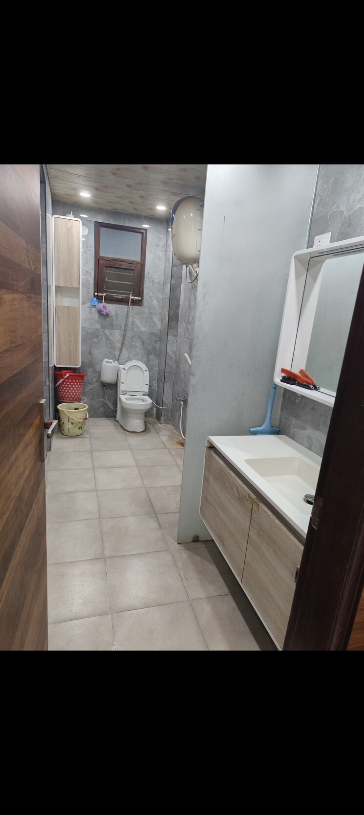 Bathroom, shalimar-apartments-shalimar-garden 4 Bedroom 1800 Sq.Ft. Builder Floor In Shalimar Garden Ghaziabad 8152736