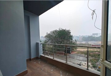 Balcony in 1 BHK Builder Floor at Saket – for Rent