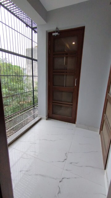 Room in 2 BHK Builder Floor at Sector 28 – for Rent