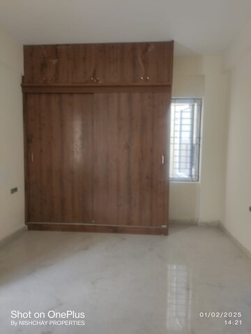 Bedroom in 2 BHK Apartment at Kalyan Nagar – for Rent