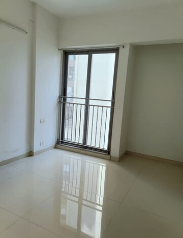 Bedroom in 2 BHK Apartment at Kalpataru Sunrise Grande, Kolshet Road – for Rent